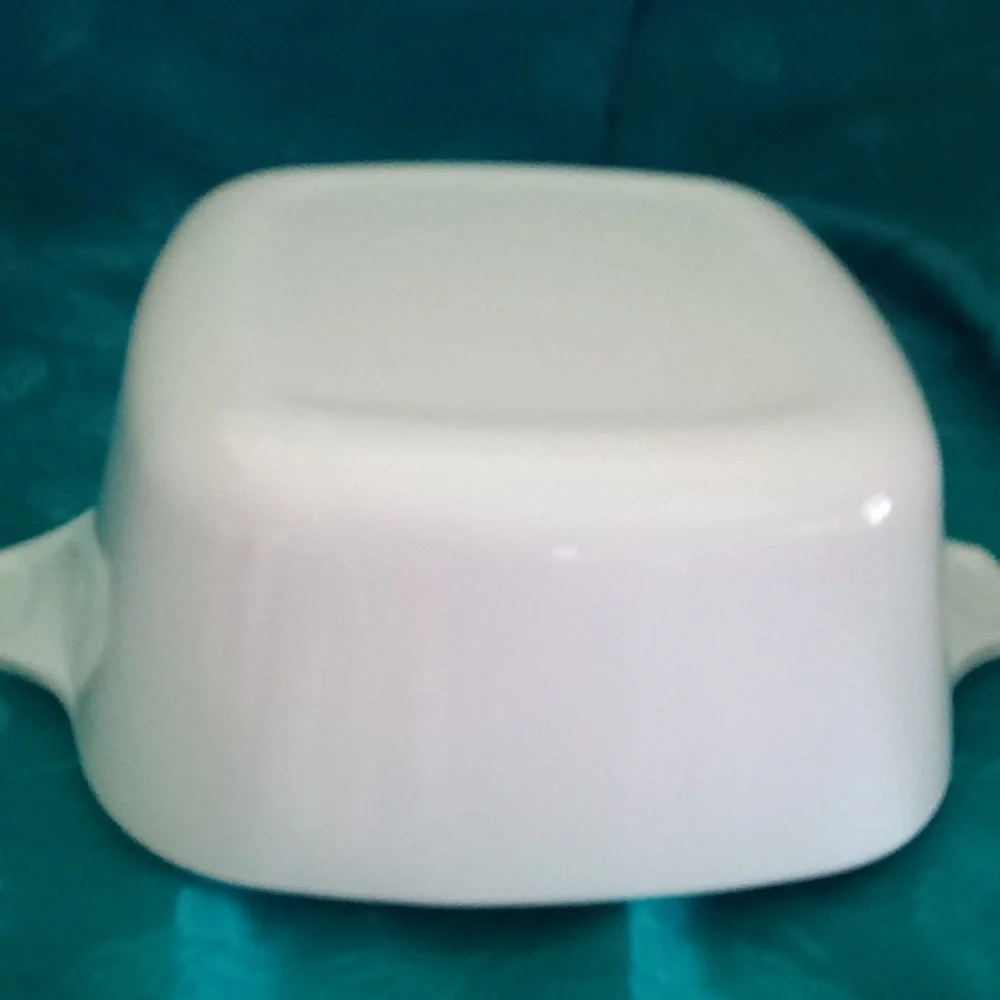 Small vintage Corning ware.....1 pint